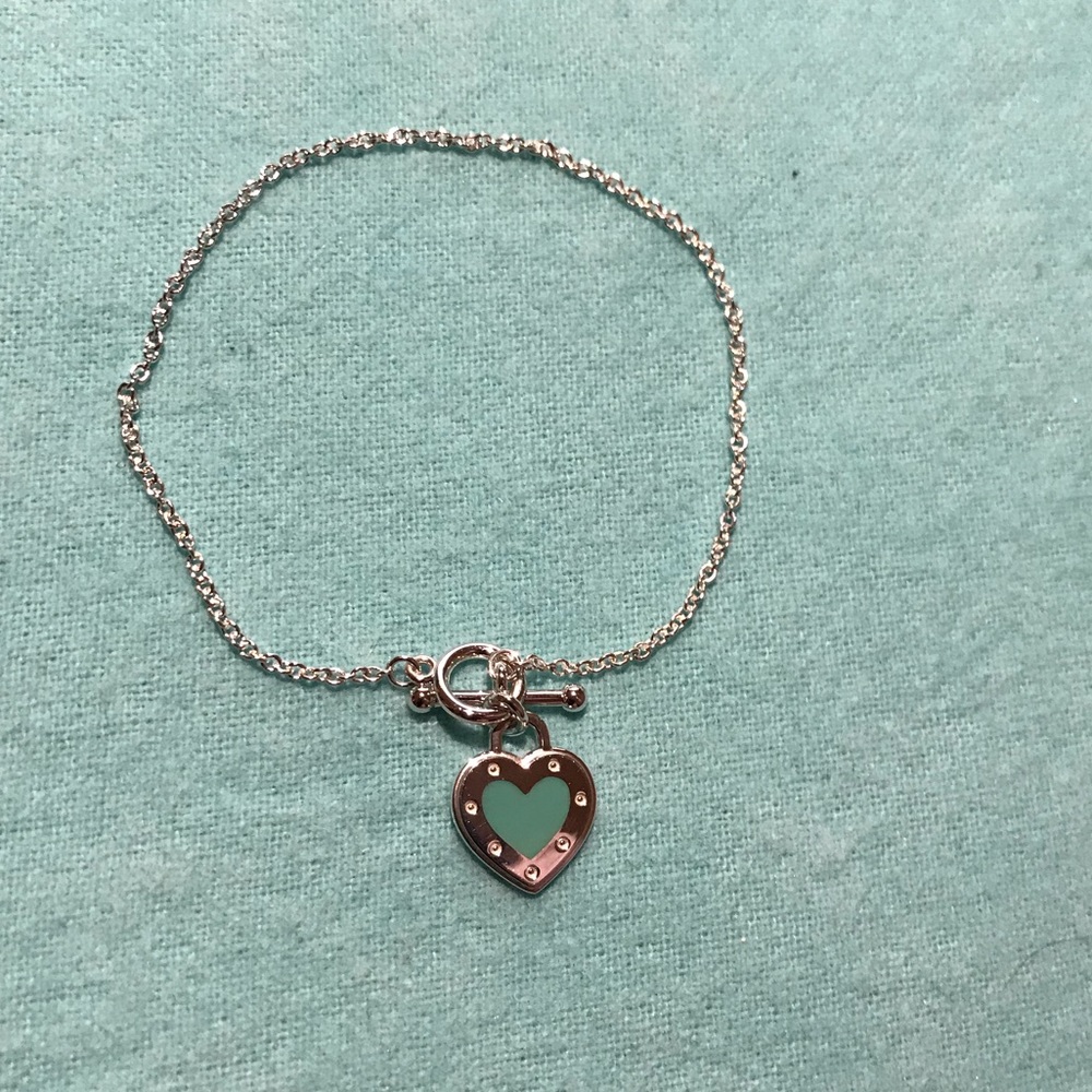 Return to Tiffany medium heart bracelet